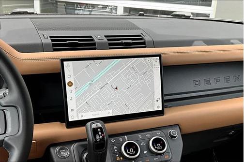2025 Land Rover Defender 110 P400 X-Dynamic SE