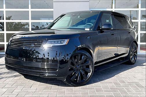 Narvik Black 2026 Land Rover Range Rover P615 SV Black