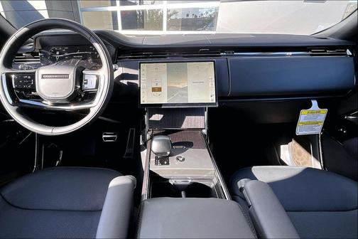 Narvik Black 2026 Land Rover Range Rover P615 SV Black