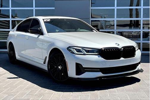 2022 BMW 530 i