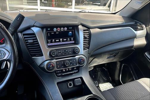 2018 Chevrolet Suburban LS