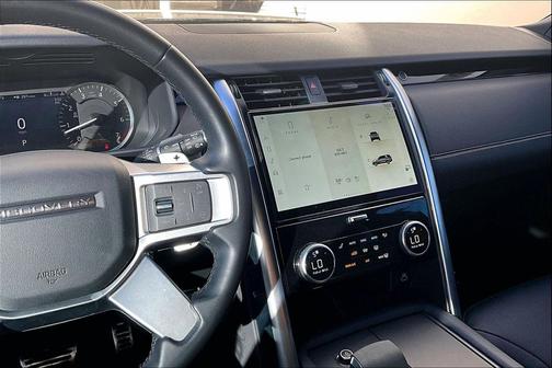 2023 Land Rover Discovery P300 S R-Dynamic