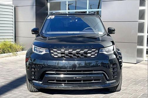 2023 Land Rover Discovery P300 S R-Dynamic