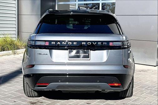 2026 Land Rover Range Rover Velar P250 SE R-Dynamic