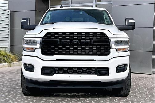 2024 RAM 2500 Laramie Crew Cab 4x4 6'4' Box