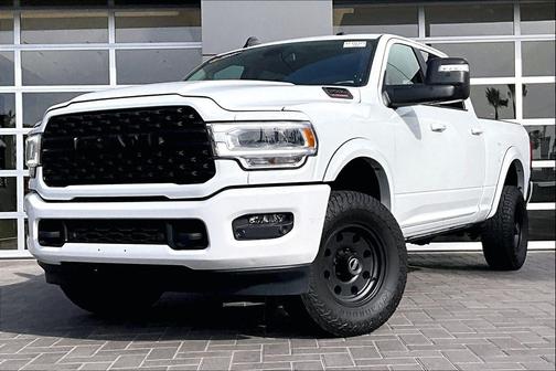 2024 RAM 2500 Laramie Crew Cab 4x4 6'4' Box