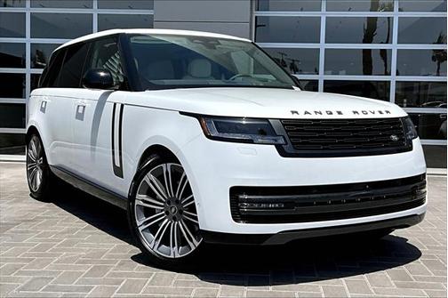 2025 Land Rover Range Rover P400 SE 7 Seat