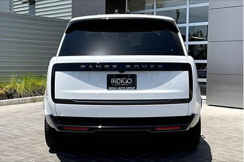 2025 Land Rover Range Rover P400 SE 7 Seat