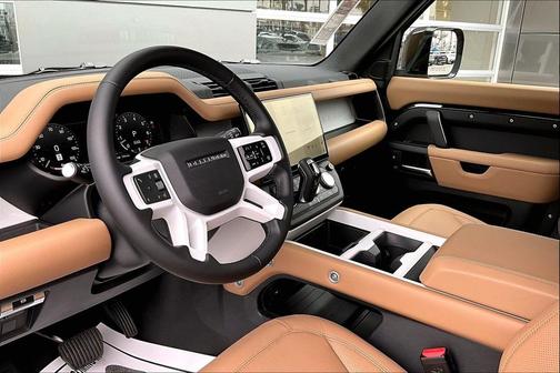 2026 Land Rover Defender P400 X-Dynamic SE