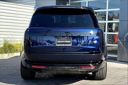2023 Land Rover Range Rover P440e SE
