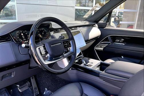 2026 Land Rover Range Rover P400 SE