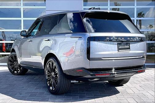 2026 Land Rover Range Rover P400 SE