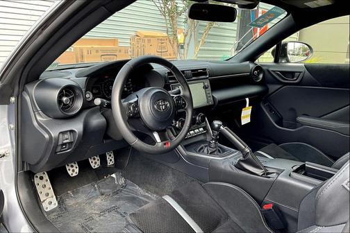 2024 Toyota GR86 Premium