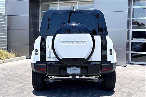 Fuji White 2026 Land Rover Defender P300 S