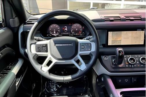 2024 Land Rover Defender 110 P300