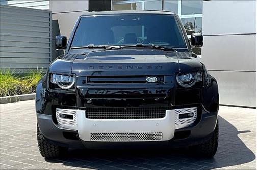 2024 Land Rover Defender 110 P300