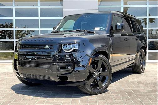 2025 Land Rover Defender 130 P400 X-Dynamic SE