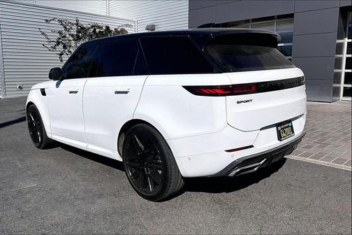 2023 Land Rover Range Rover Sport SE