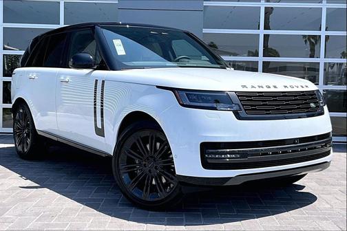 Fuji White 2026 Land Rover Range Rover P400 SE