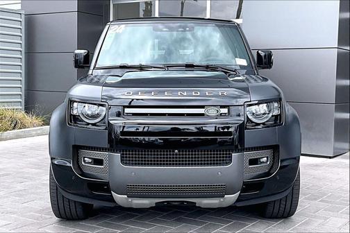 Carpathian Gray Premium Metallic 2024 Land Rover Defender 110 P525 Carpathian Edition