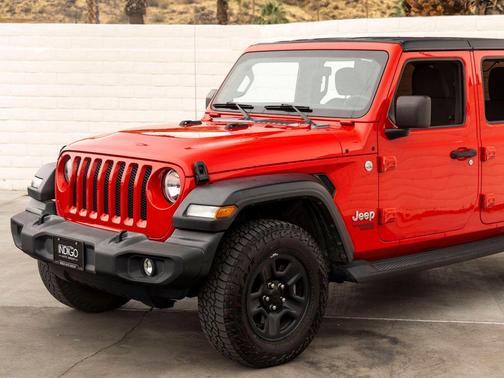 Firecracker Red Clearcoat 2019 Jeep Wrangler Unlimited Sport