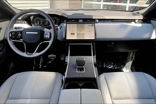 2026 Land Rover Range Rover Velar P400 Dynamic SE