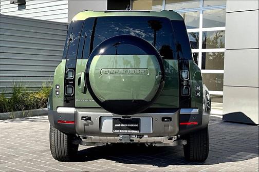 2026 Land Rover Defender S