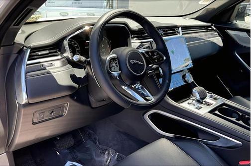 2025 Jaguar F-PACE R-Dynamic S P250 AWD Automatic