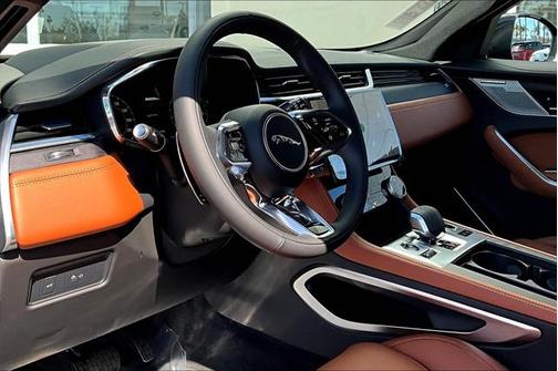 2026 Jaguar F-PACE R-Dynamic S P400 AWD Automatic