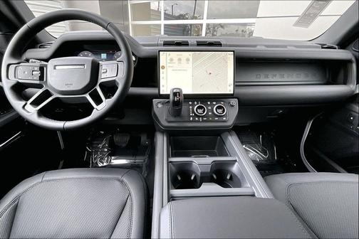 2026 Land Rover Defender P400 X-Dynamic SE