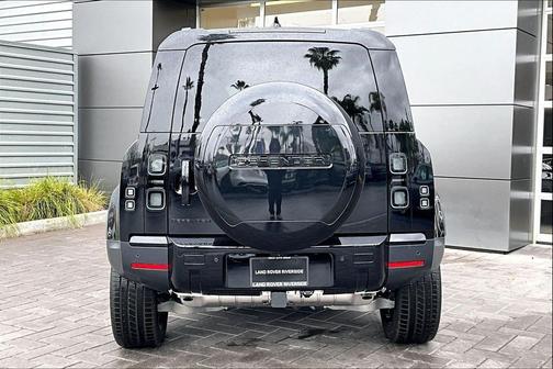 2026 Land Rover Defender S