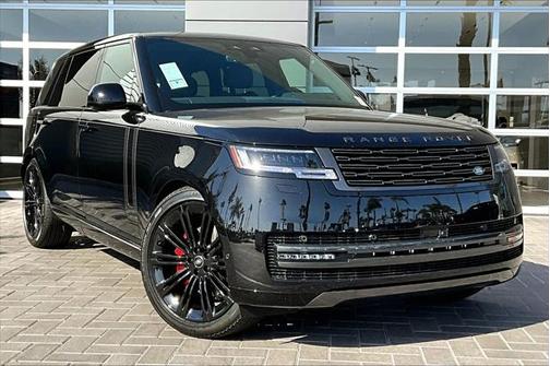 2025 Land Rover Range Rover P400 SE 7 Seat