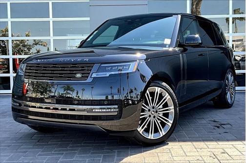 2025 Land Rover Range Rover P400 SE 7 Seat