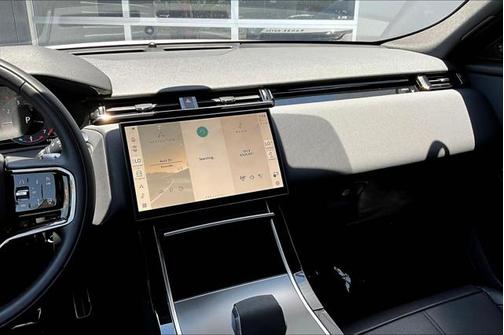 2025 Land Rover Range Rover Velar P250 SE R-Dynamic