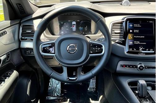 2022 Volvo XC90 Recharge Plug-In Hybrid T8 R-Design 7 Passenger