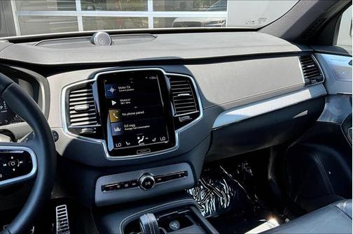2022 Volvo XC90 Recharge Plug-In Hybrid T8 R-Design 7 Passenger