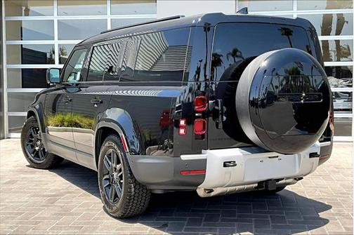 2025 Land Rover Defender 130 P300 S