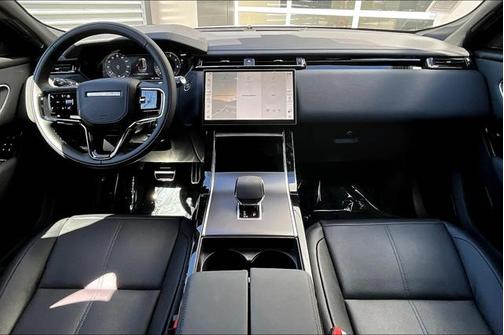 2026 Land Rover Range Rover Velar P250 SE R-Dynamic
