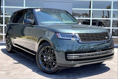 Belgravia Green Metallic 2024 Land Rover Range Rover P400 SE
