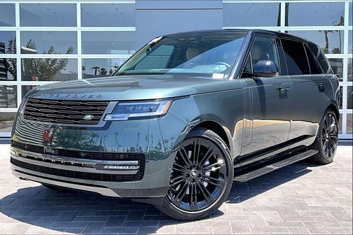 Belgravia Green Metallic 2024 Land Rover Range Rover P400 SE