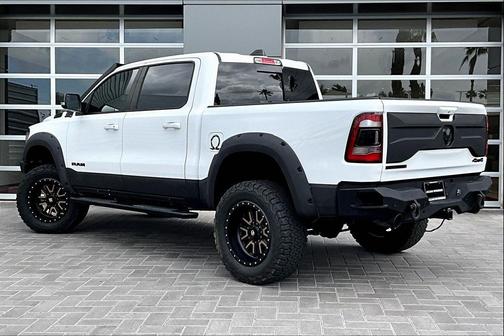 Bright White Clearcoat 2021 RAM 1500 Big Horn/Lone Star