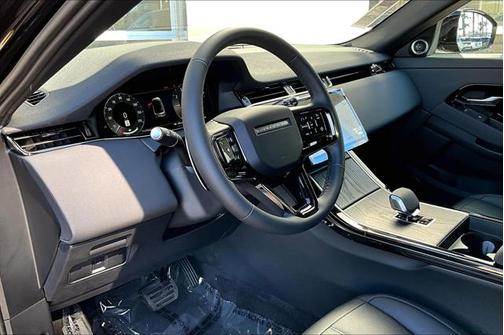 2025 Land Rover Range Rover Evoque Core S
