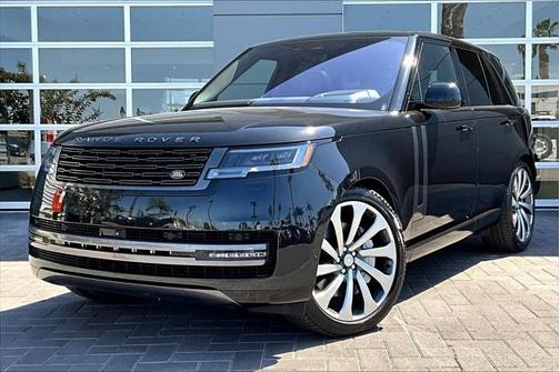 2023 Land Rover Range Rover P530 SE