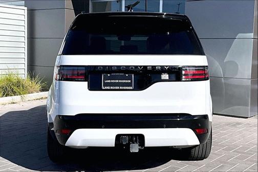 2025 Land Rover Discovery P360 Dynamic SE