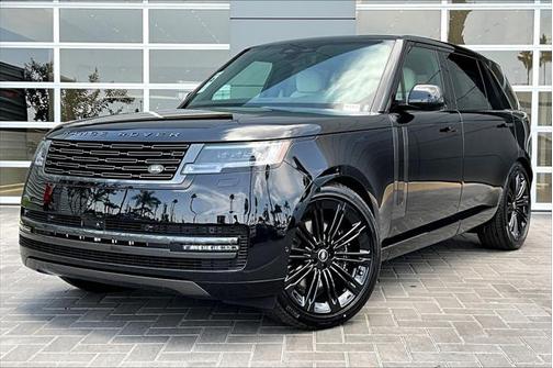 2025 Land Rover Range Rover P530 SE 7 Seat
