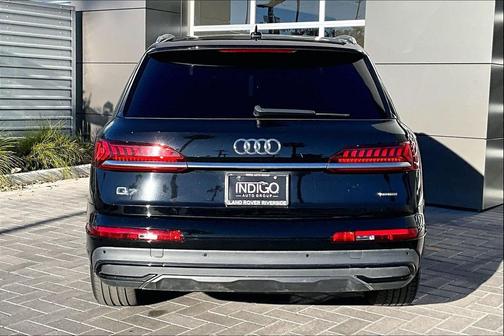 2021 Audi Q7 55 Premium Plus