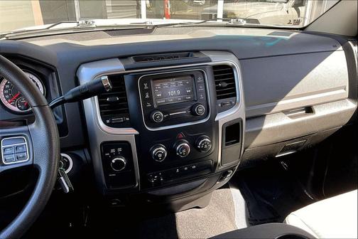 2018 RAM 2500 SLT Crew Cab 4x4 6'4' Box
