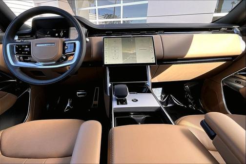 2026 Land Rover Range Rover P400 SE