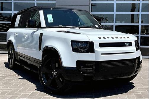 2025 Land Rover Defender 130 P400 X-Dynamic SE