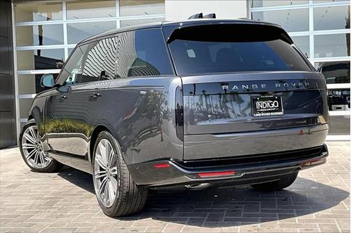 2025 Land Rover Range Rover P400 SE